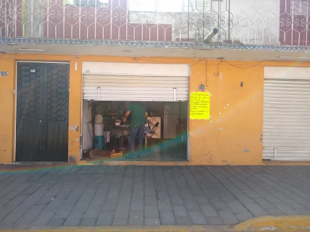 Memelas Y Quesadillas