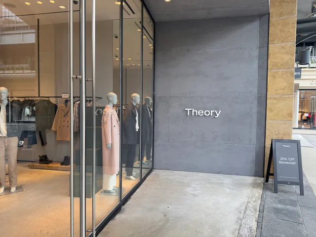 Theory Buckhead