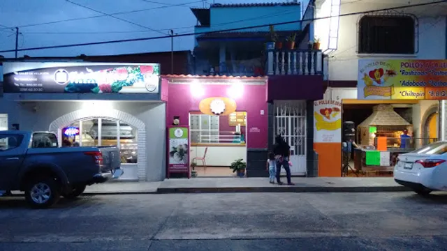 HELADERIA FLOR DE LUNA