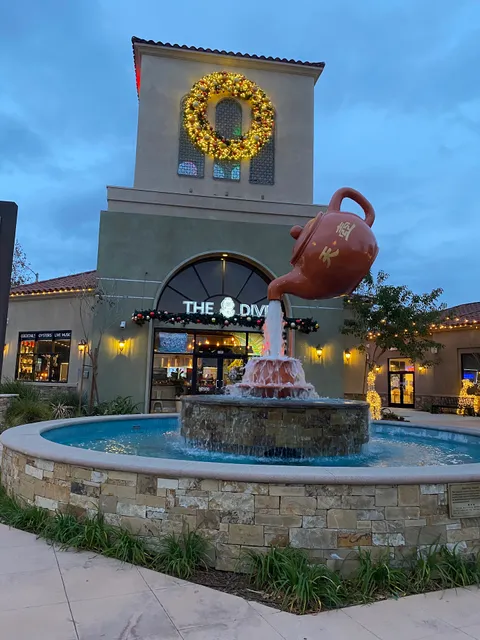 Floating Teapot Fountain