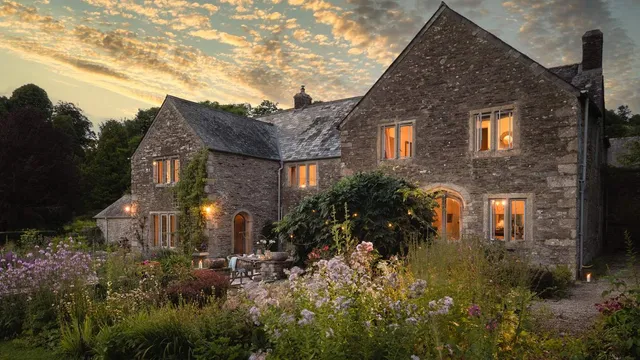 Cider House Self Catering at Buckland Abbey