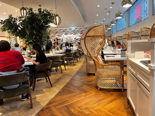 Lady nara Hsinchu Sogo Branch