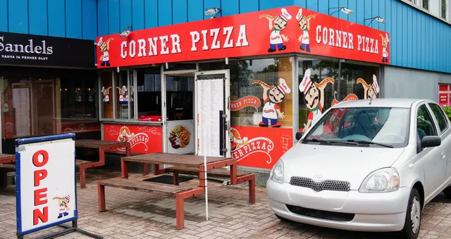 Corner Pizza