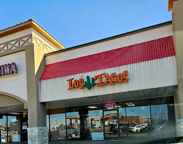 Los Tacos Two