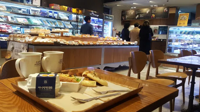 Paris Baguette_Jung Dong