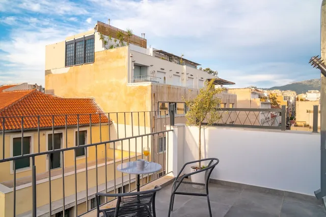 Mythos Luxury Suites