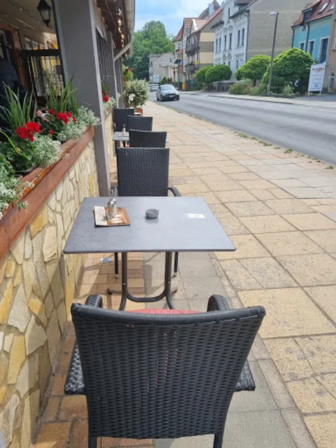 Greek Restaurant Ikaros