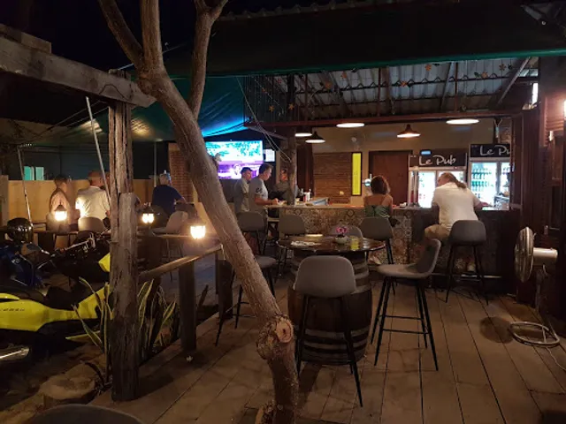Le Pub Hua Hin