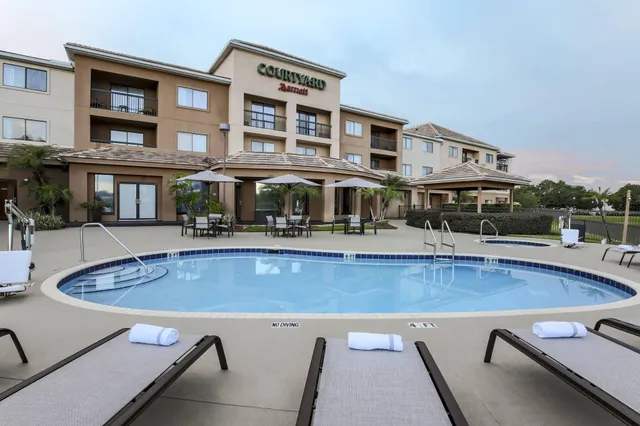 Courtyard by Marriott Orlando Lake Mary/North