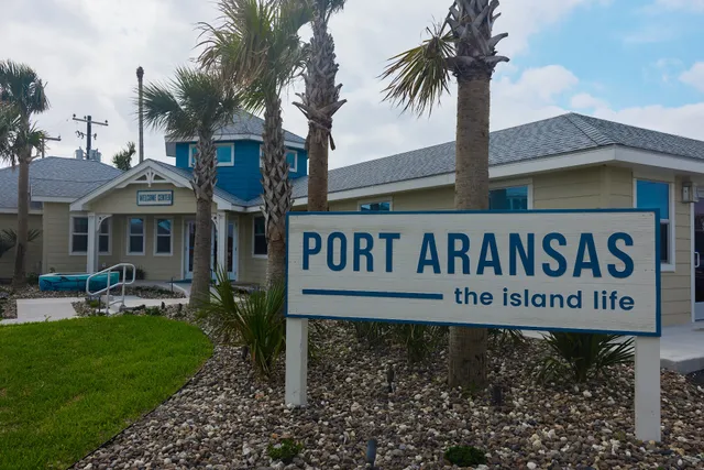 Port Aransas and Mustang Island Tourism Bureau & Chamber of Commerce