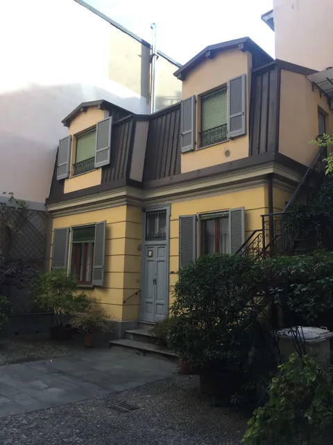 Porta Romana Apartment