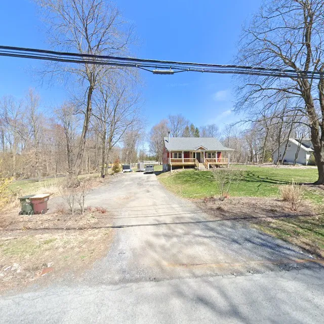 Jen's Cookies Cakes & More