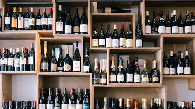 The Artnoa House wines in Biarritz