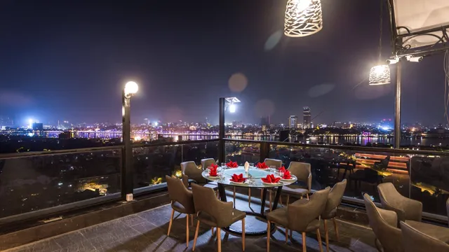 Veata SkyLounge & Restaurant