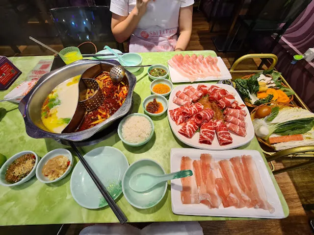 Shi Li Fang Hot Pot Habourfront Centre