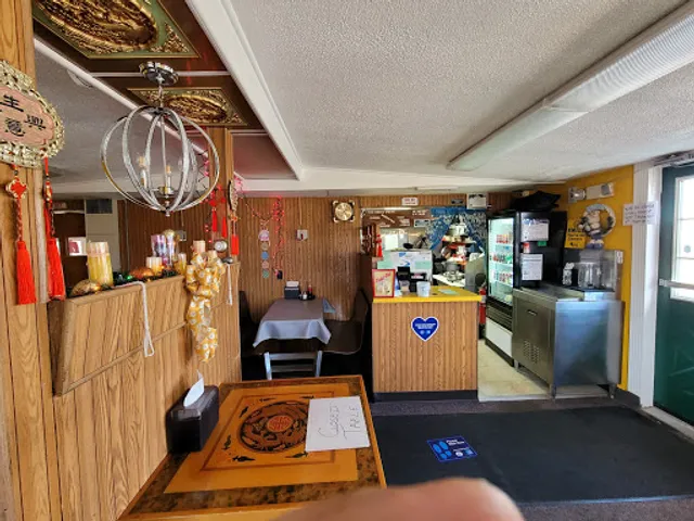 Peter and Chia's House | A Thai & Chinese Eatery