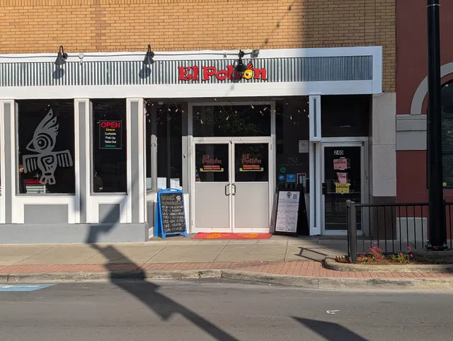 El Pollon Kitchen and Bar