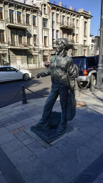 Памятник "Воспоминание о моряке загранплавания"