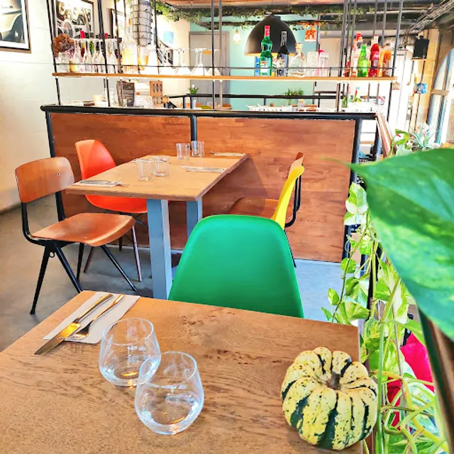 LES VAILLANT Père & Fils