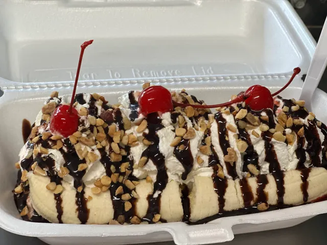 Scoop Dawgs Snack Shack