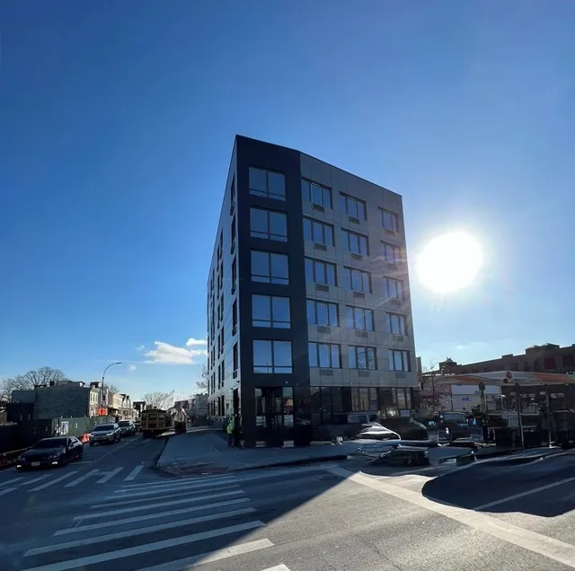 Bkway Hotel Brooklyn