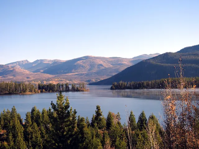 Shadow Mountain Lake