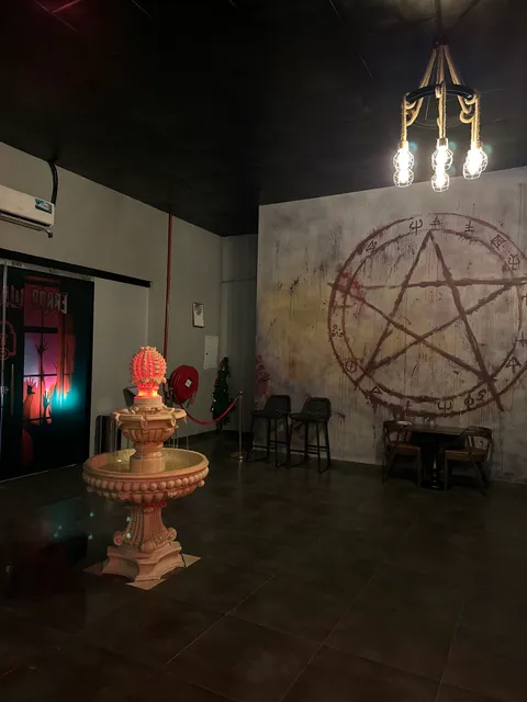 Error Warehouse Horror & Escape room games