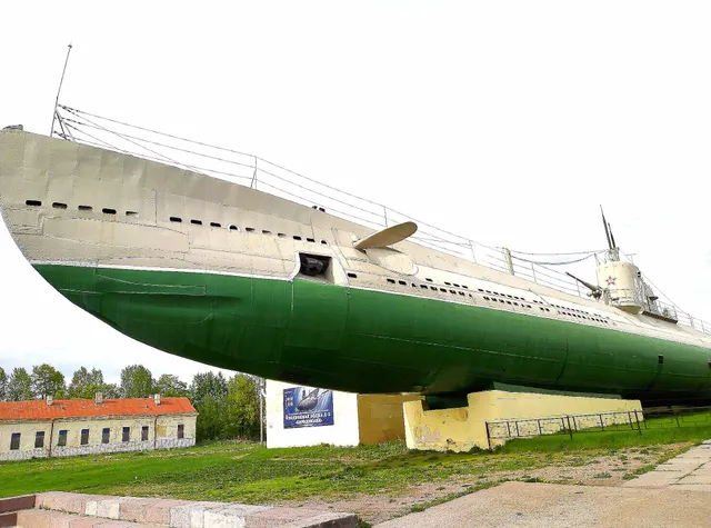 Submarine D-2 "Narodovolets"