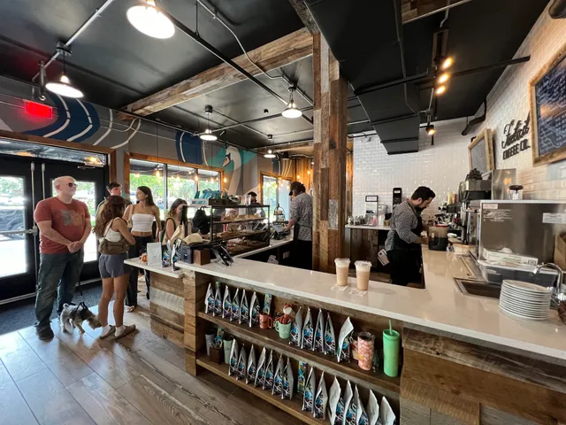 Foxtail Coffee - Lake Eola