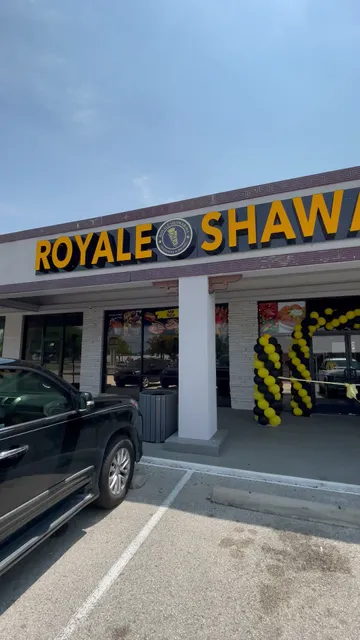Royale Shawarma