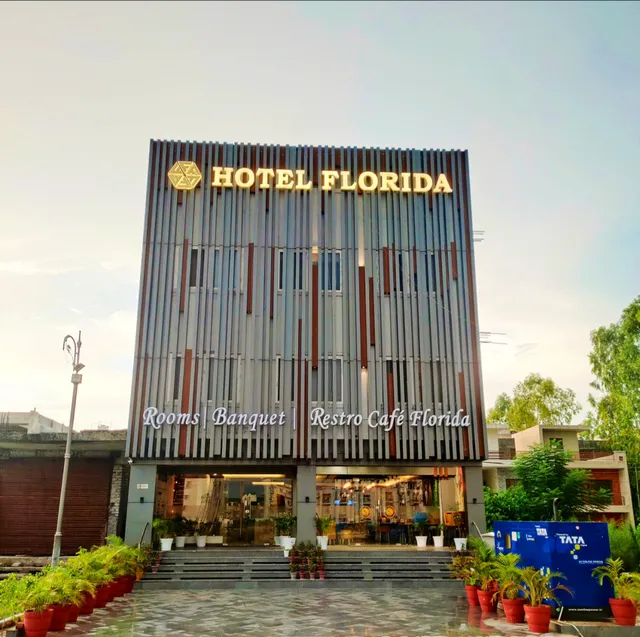 HOTEL FLORIDA