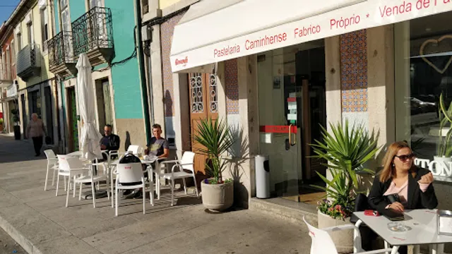 Pastelaria Caminhense... Fabrico proprio...
