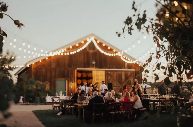 Ella's Vineyard - Events and Farmhouse