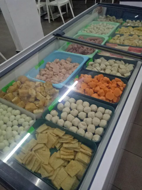 RR Perintis steamboat and grill