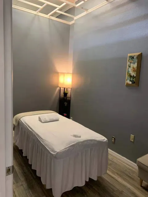 Island Spa & Massage