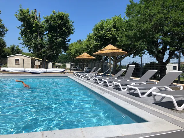 Camping Le Rhône - ouvert du 09/03 au 15/10 inclus