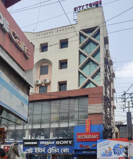 OYO 36065 City Tower Hotel