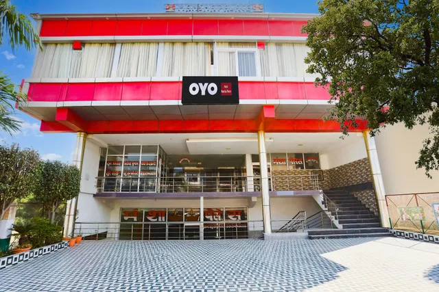 Hotel O Mansha Palace