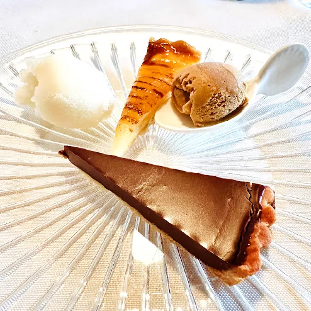 ラーモニー・ドゥ・ラ・ルミエール