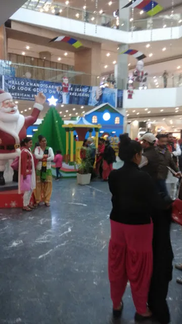 Munna Juce And Shake