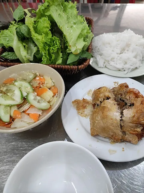 Nhà hàng Thuận Yến