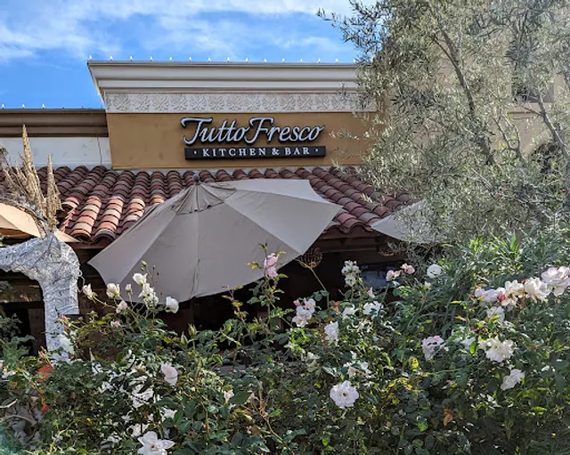 Tutto Fresco Kitchen & Bar