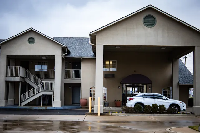 Days Inn by Wyndham Wagoner