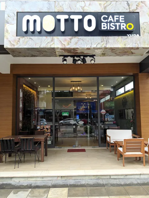 Motto Cafe Bistro