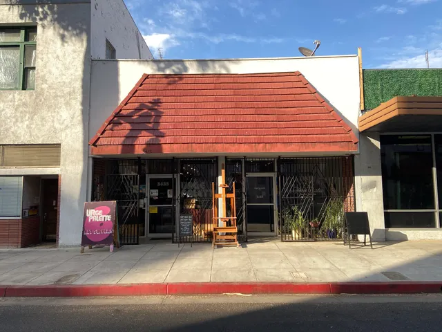 Urge Palette Art Supplies