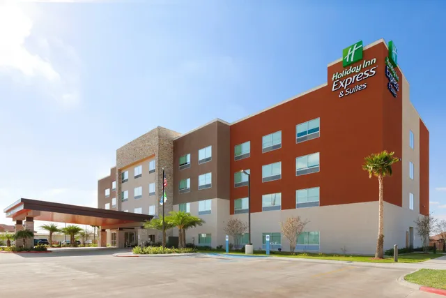 Holiday Inn Express & Suites Edinburg-McAllen Area by IHG