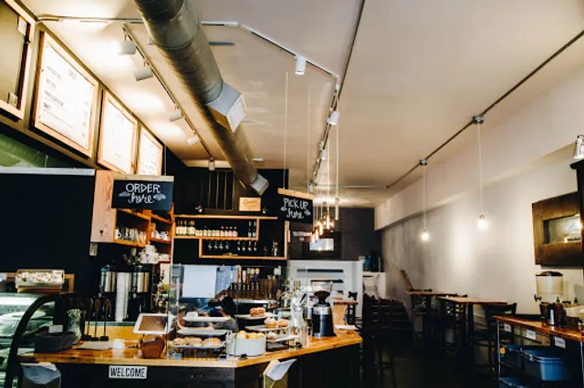 JoLa. Coffee-Bar-Kitchen