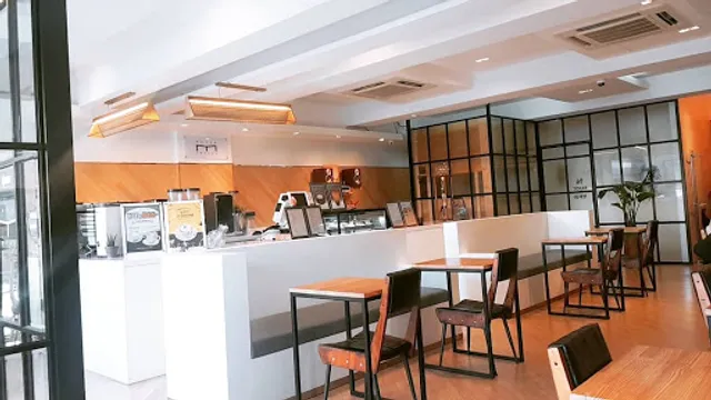 Cafe Maven(coffee roasters)