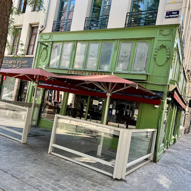 Au Point Central