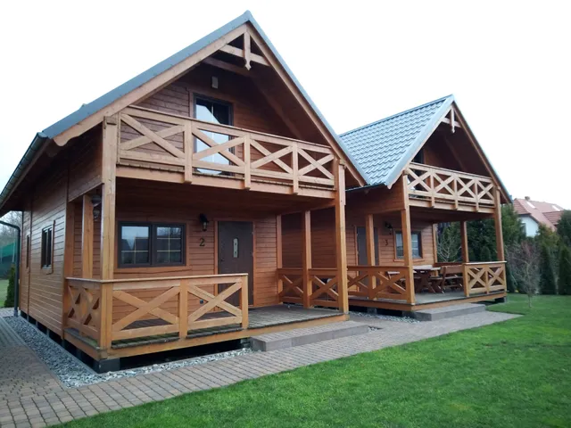 Nadmorska Kraina - Domki - Wynajem domków, domki dla rodzin z dziećmi, domki nad morzem, domki letniskowe do wynajęcia DĘBKI